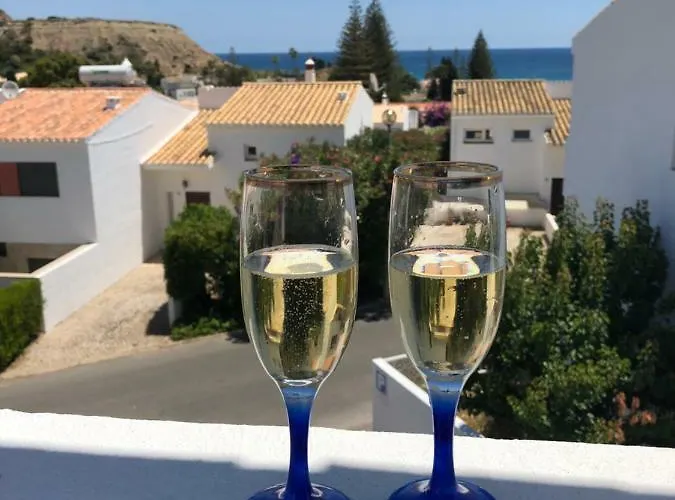 Paradise 아파트 *